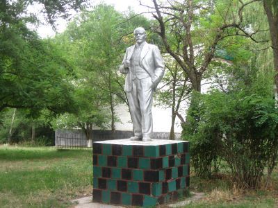 Памятник В.И. Ленину