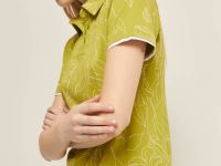 Поло приталенного силуэта с цветочным принтом