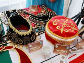 Мастерицы из Нижнекамска представили уникальные изделия на Сабантуе в Якутске