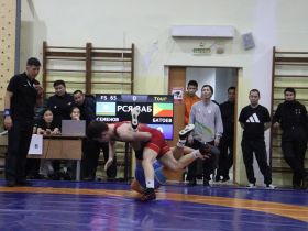 Якутские борцы прошли отбор на первенство России среди юниоров