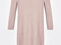 Платье с v-образным вырезом