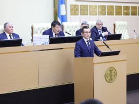 Депутаты в первом чтении приняли закон о государственном бюджете Якутии на 2026 год