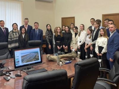 Школьники знакомились с профессионалами горного производства