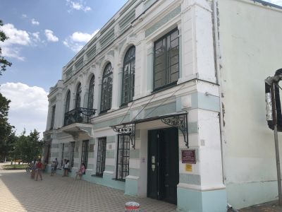 Здание, с балкона которого с речью выступал председатель ВЦИК М.И. Калинин