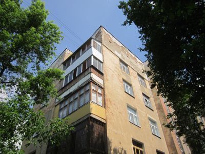 Дом жилой в стиле конструктивизма