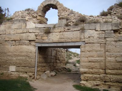 Куртина 16-я, городские ворота, калитка и протейхизма