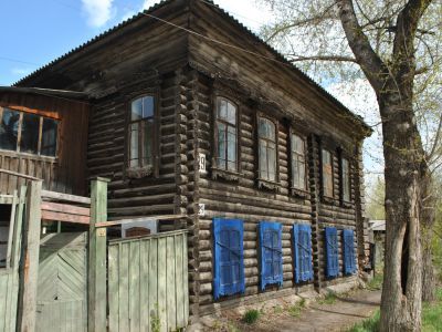 Дом жилой (дерево)