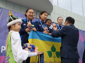 На Спартакиаде учащихся в Якутске наградили легкоатлетов и волейболистов