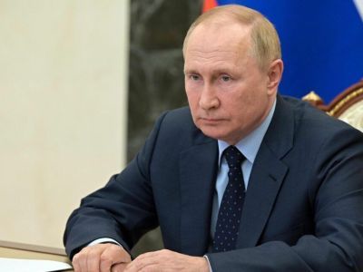 Путин поручил расширить ипотечную программу поддержки строительства индивидуальных домов