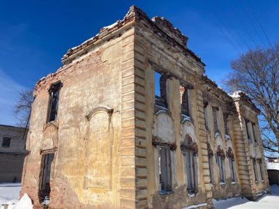 Дом Васильевых