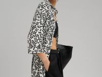 Платье-рубашка длины миди