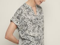 Блузка с коротким рукавом и принтом