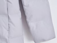 Пуховое полупальто с капюшоном