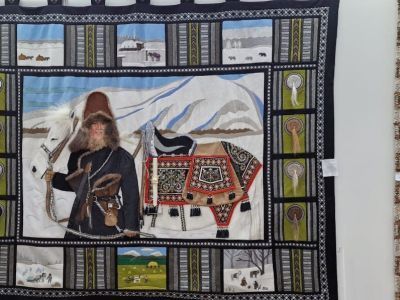 В Якутске развернулась выставка народных мастеров Усть-Алданского района