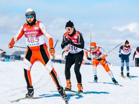 Звезды Олимпийских игр пробежали лыжный марафон с якутянами