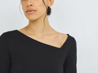 Лонгслив с асимметричным вырезом, Черный