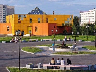 Клуб молодежи