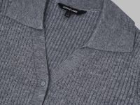 Легкий кардиган приталенного кроя с шерстью