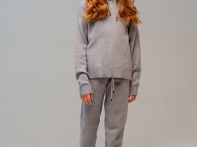 Шапка трикотажная для девочек