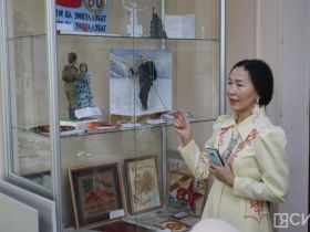 Выставку ручных изделий к 80-летию Победы открыли в Якутске