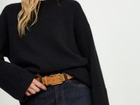 Джемпер свободного силуэта с широкими рукавами