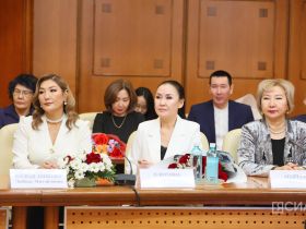 В Якутии вручили государственные награды многодетным матерям