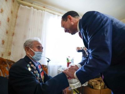 Знак почетного гражданина Якутии получил Николай Афанасьев