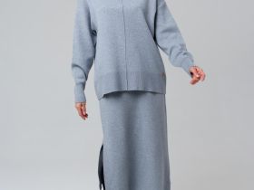 Комплект трикотажный для женщин: джемпер, юбка