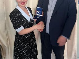 Глава СЖР Владимир Соловьёв вручил награды калининградским журналистам