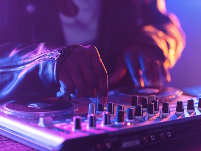 Билеты на Cosmo Party (Космонавт) / Концерт | Афиша | ИнфоТаймс