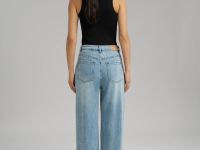 Джинсы женские