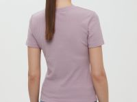 Футболка приталенного силуэта