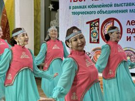 Ступени к совершенству: в Якутске отметили 10-летие объединения «Үктэл»