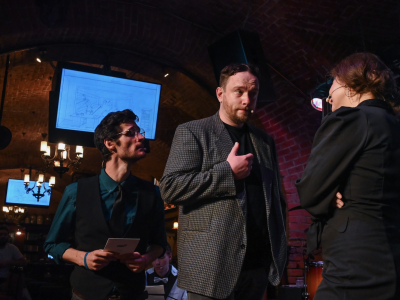 Билеты на Урод (Tap & Barrel) / Театр | Афиша | ИнфоТаймс