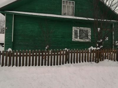 Дом, в котором радиолюбитель Н.Р. Шмидт первым принял сигнал бедствия потерпевшей катастрофу итальянской экспедиции У. Нобиле, совершавшей перелет к Северному полюсу на дирижабле «Италия»