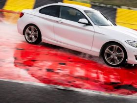 Обучение в гоночной школе