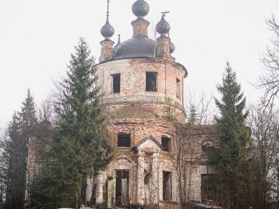 Успенская (холодная) церковь