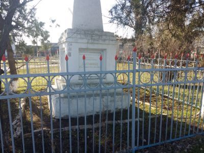 Могила П.Г. Дугинец (1879 - 1905), революционерки, убитой черносотенцами