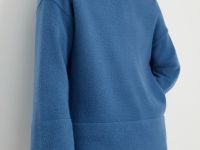 Джемпер свободного силуэта с широкими рукавами