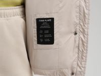 Куртка с искусственным утеплителем и водоотталкива