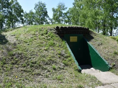 Блиндаж, окопы, ходы сообщения командного пункта 5-й гвардейской танковой армии