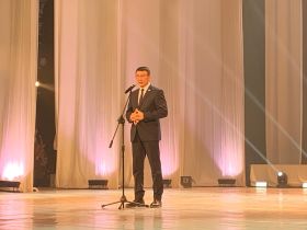 В Якутии отметили 30-летие народного ансамбля танца «Өркөн»