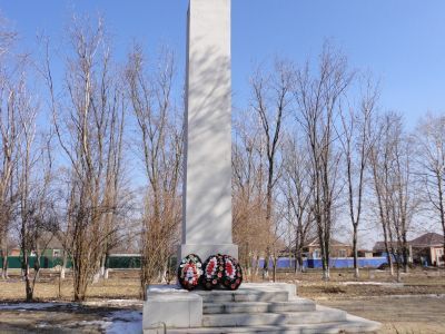 Обелиск землякам, погибшим в годы Великой Отечественной войны