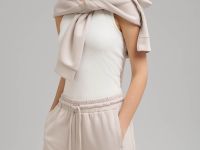 Свободные шорты с эластичным поясом