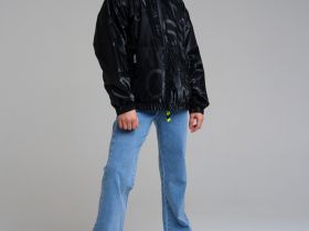 Куртка текстильная с полиуретановым покрытием для девочек (ветровка)