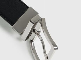 Ремень двусторонний с пряжкой, Черный