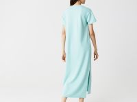 Женское платье Lacoste с вырезом