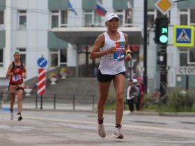 Якутянка Татьяна Артемьева впервые завоевала серебро чемпионата России по бегу 100 км
