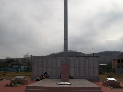 Обелиск землякам, погибшим в годы Великой Отечественной войны