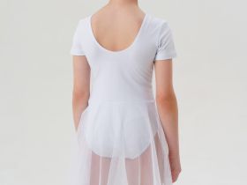 Боди трикотажное спортивного назначения для девочек